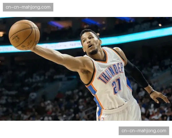 通讯:从垫底到季后赛,雷霆队青年军如何用两年时间完成重建 通讯:从垫底到季后赛,雷霆队青年军如何用两年时间完成重建